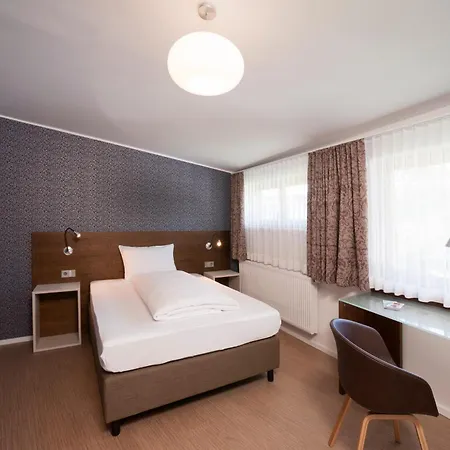 Seehoernle Bio & 3* Gaienhofen (Baden-Wurttemberg)