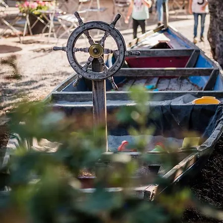 Seehoernle Bio & 3* Gaienhofen (Baden-Wurttemberg)