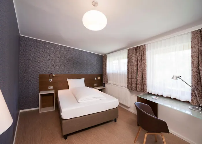 Seehoernle Hotel & Gasthaus 3* Gaienhofen (Baden-Wurttemberg)