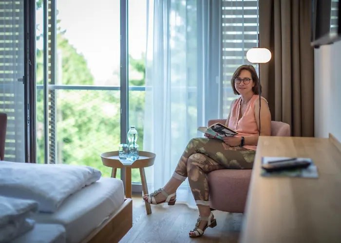 Seehoernle Hotel & Gasthaus 3* Gaienhofen (Baden-Wurttemberg)